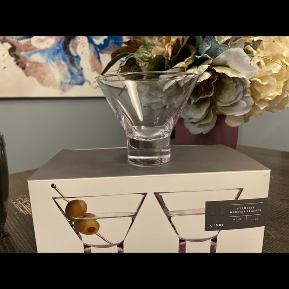 Viski martini shaker, glasses & corkscrew NWT - Picture 4 of 4